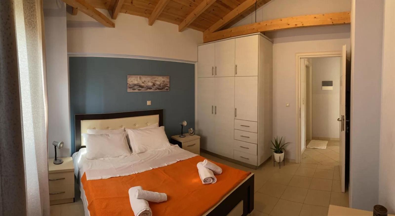 Villa Orestis - Stoupa Seaside Retreats الغرفة الصورة